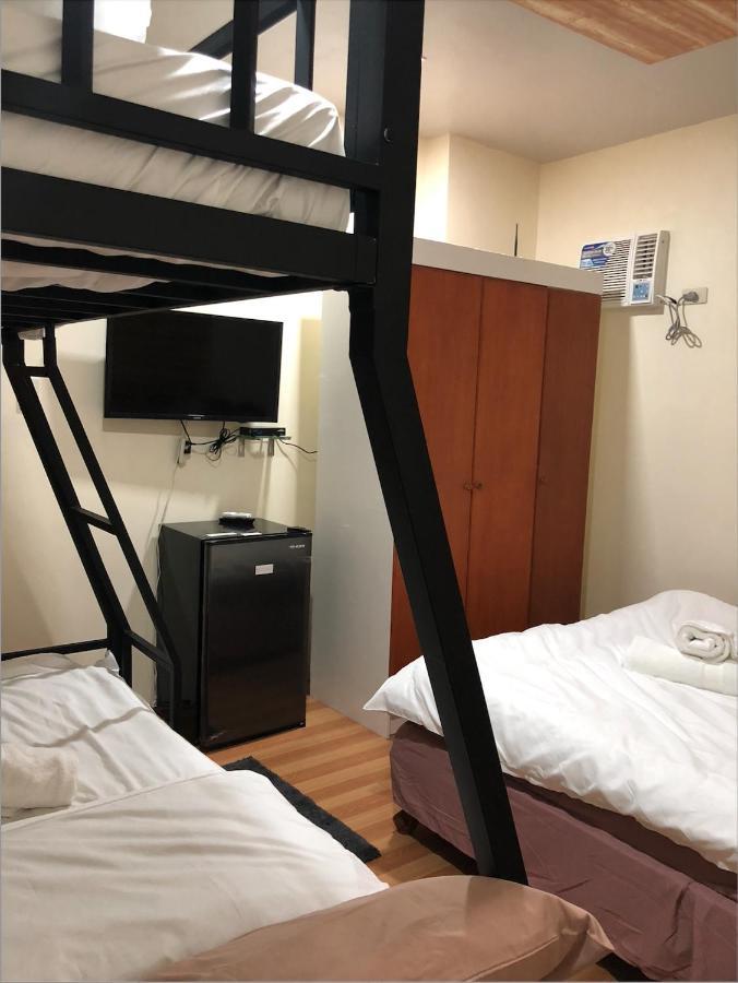 Anicia Guesthouse Rooms Paranaque City Dış mekan fotoğraf